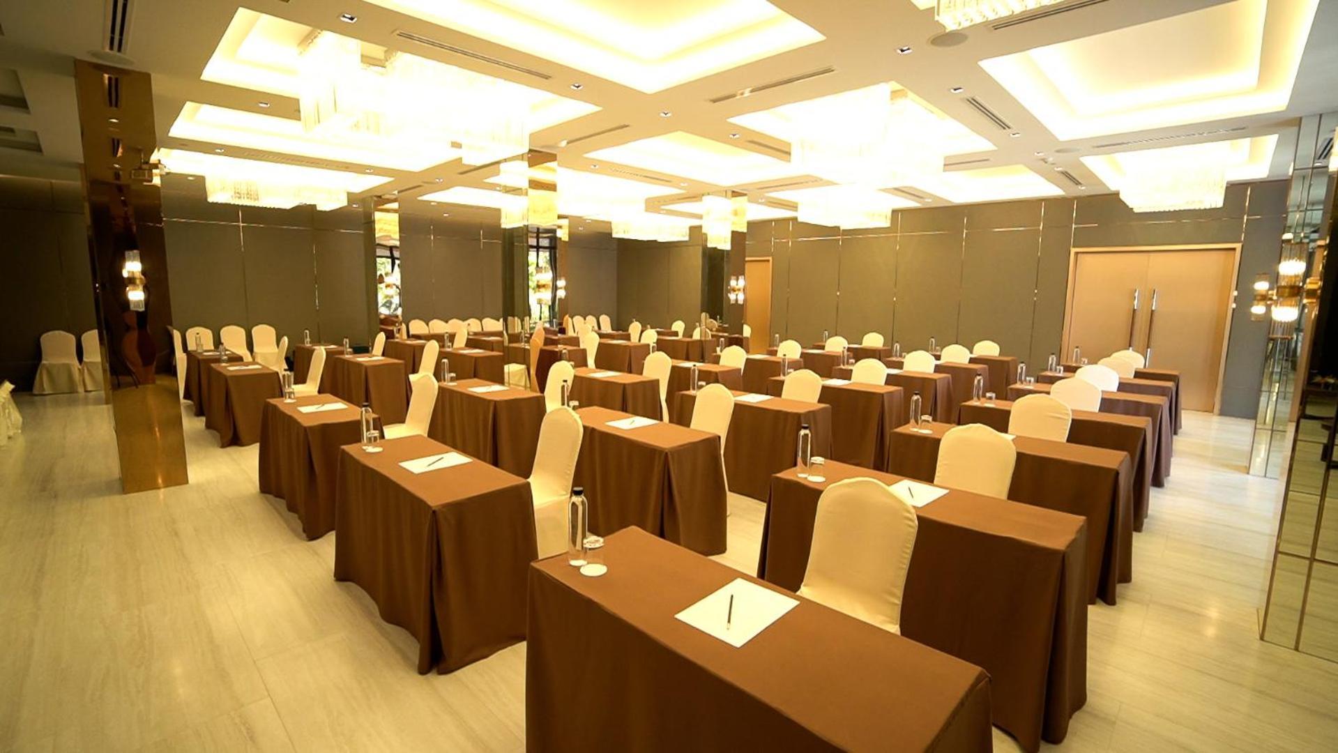 Sareeviengping Hotel Chiangmai Chiang Mai Extérieur photo